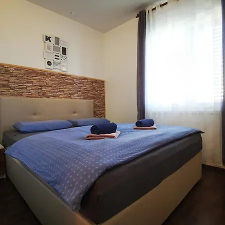 Kaliora דירה אומאג